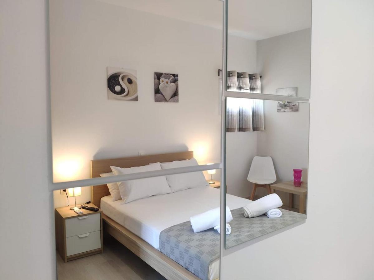 Neva Apartments By The Beach Makriyialós Luaran gambar